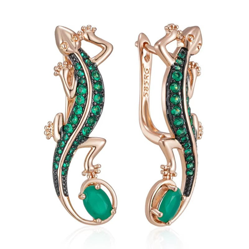 French Hollow Pattern Heart-shaped Earrings